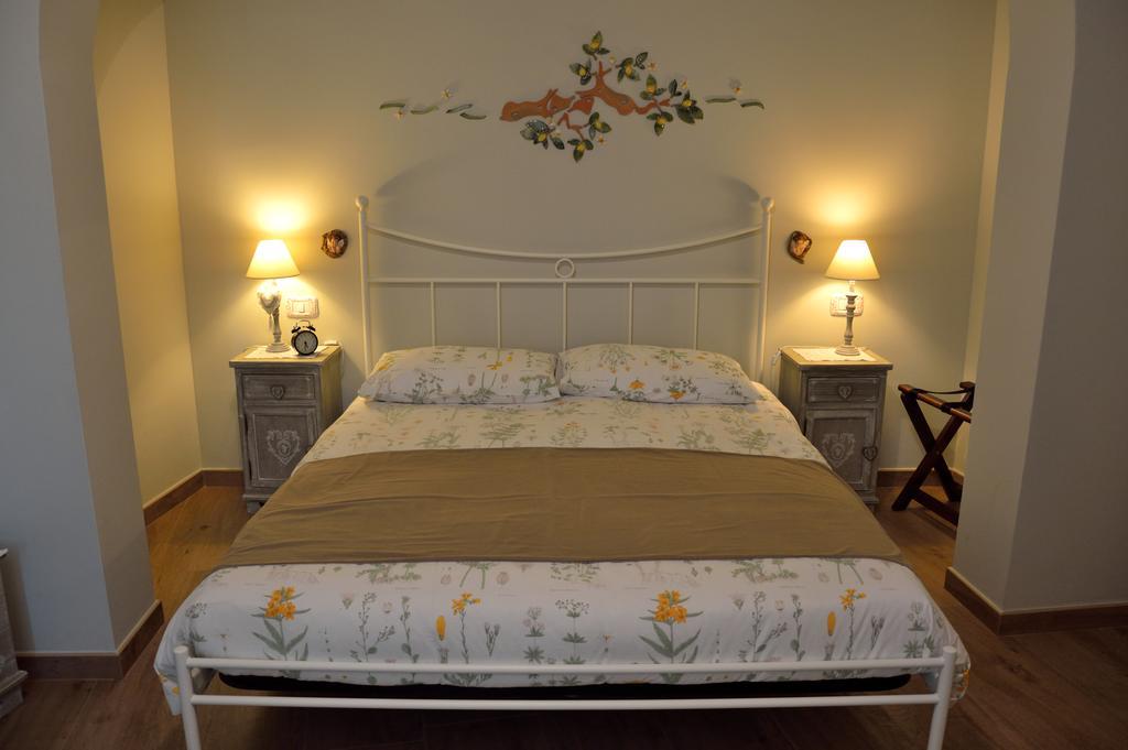 La Casa Di Alessio Bed and Breakfast Lecce Eksteriør billede